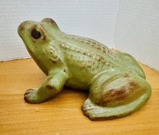 VTG Ceramic Frog Figure 8  L X 4  H Realistic...