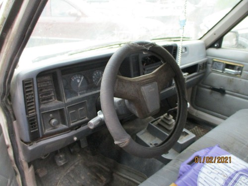 1988 JEEP COMANCHE SPORT TRUCK 4.0 ENGINE PARTS OR RESTORE - Picture 9 of 12