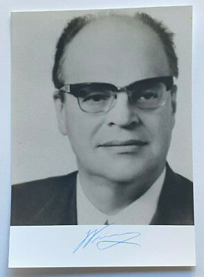 Nikolay Gennadiyevich Basov   - Nobelpreis Physik 1964 - original Autograph 