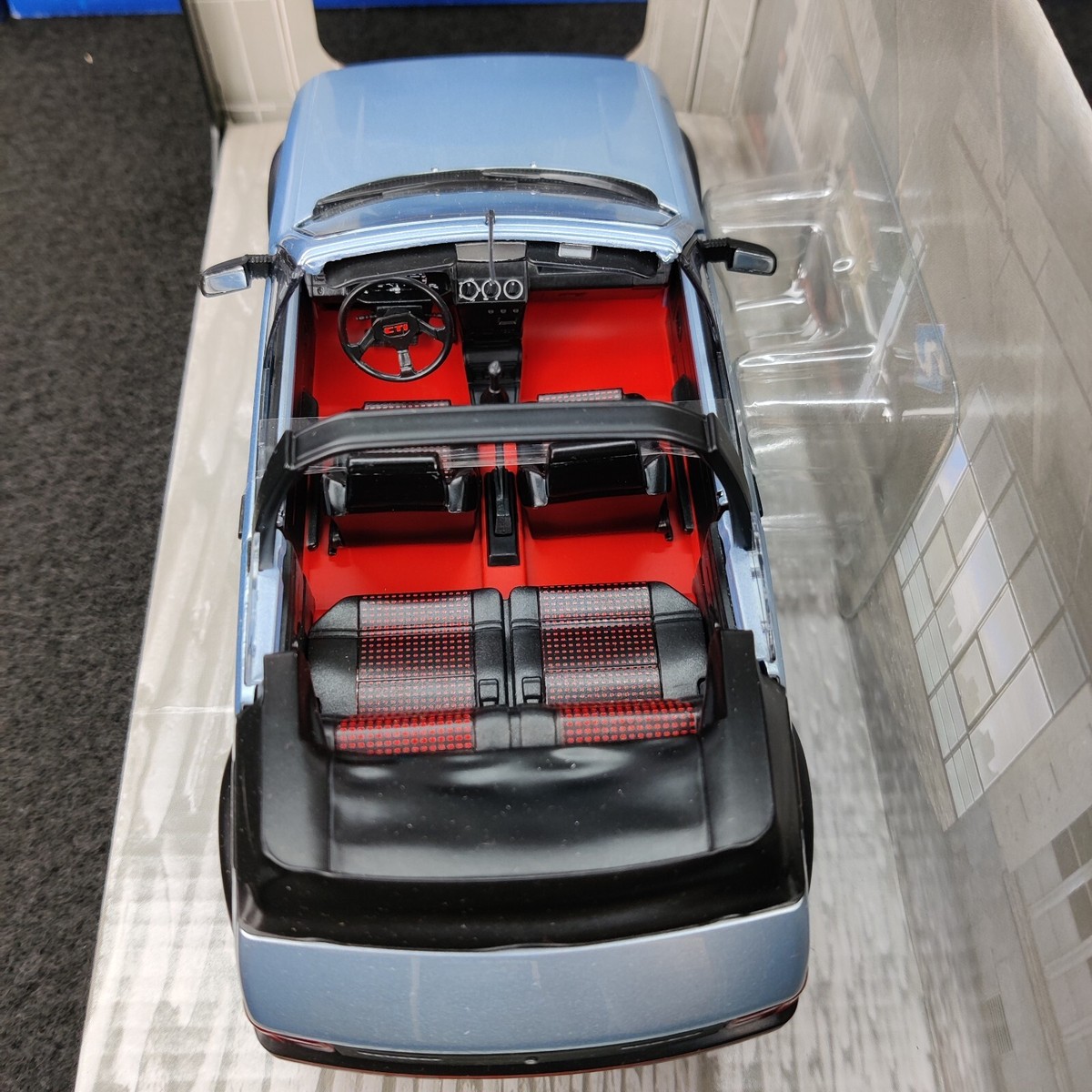 SOLIDO 1/18 Peugeot 205 CTI 1989 – Bleu Azzuro – Miniature Collection Neuve Sous Blister