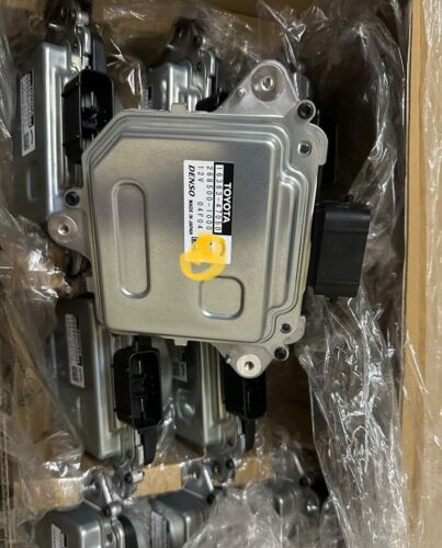 OEM Cooling Fan Motor 16363-47050 for 2019-2022 Lexus UX200 UX250h UX300e/CHR - Picture 2 of 6