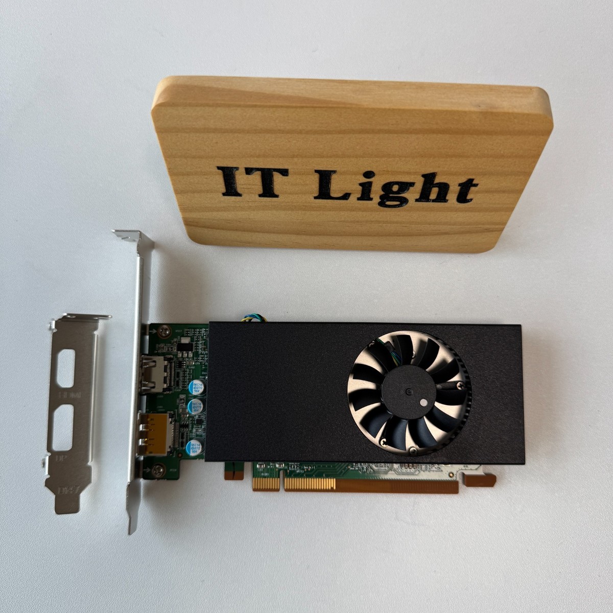 Radeon RX6400 4GB GDDR6 lp対応 Lenovo AMD Radeon RX6400 4GB GDDR6 Low Profile Graphics Card | eBay