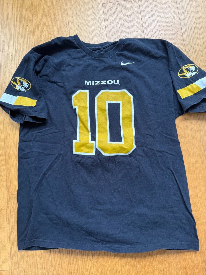 Nike Missouri Mizzou Tigers Lot- 2 Rare Hats, Chase Daniel Jersey Shirt - Image 2 of 4