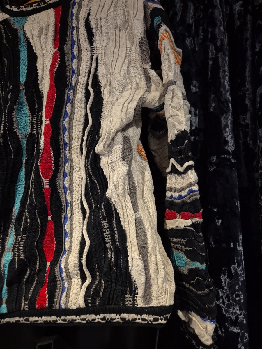 【TUNDRA】 Vintage 3D cotton knit Tundra Canada Vintage 3D Knit V-neck Pullover Sweater Size L