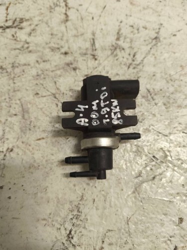 Audi A4 S4 B5 8D 2000 Diesel 85kW Turbolader Druckwandler Magnetventil 1J0906627