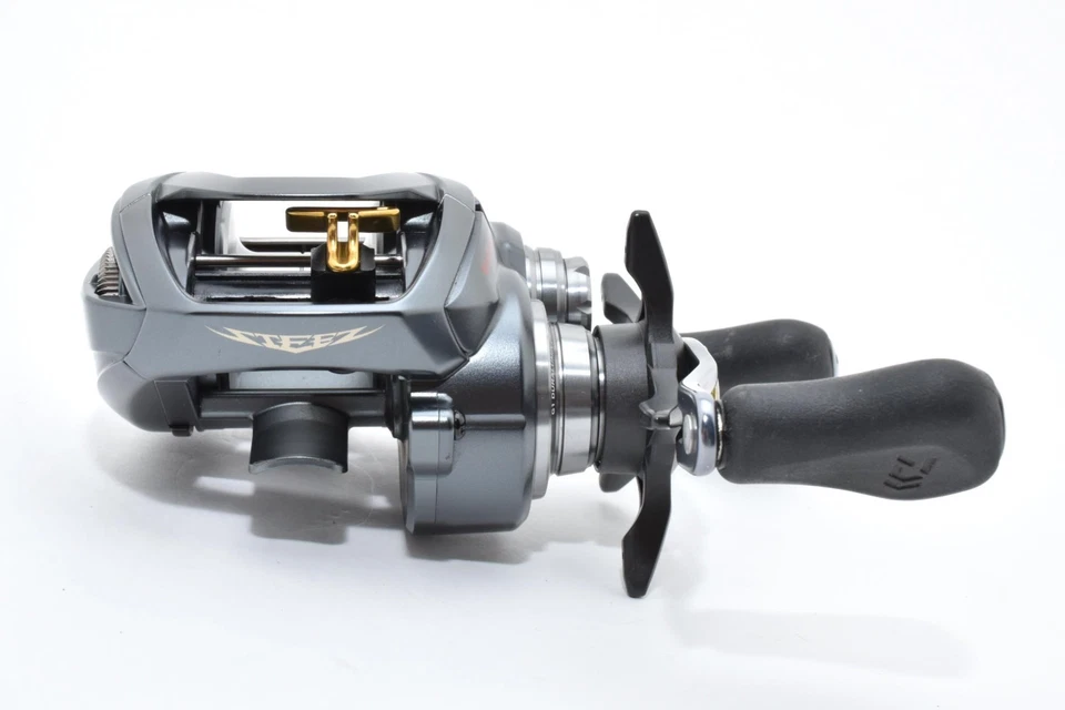 Carrete de baitcasting izquierdo Daiwa 17 STEEZ A TW 1016HL casi nuevo de Japón #2715 Foto 3 de 4