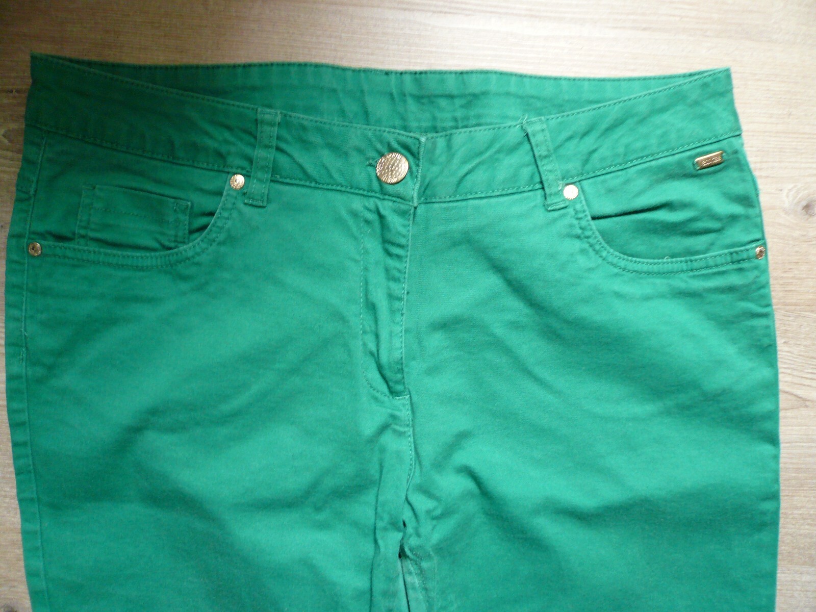 Bild 2 von 6