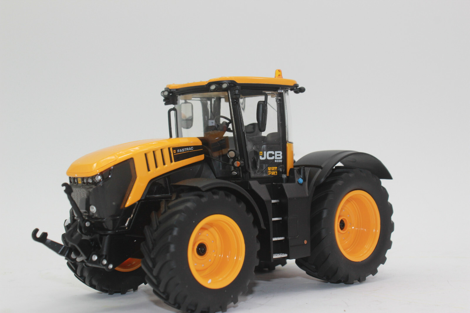 Wiking 077848 Tractor JCB Fastrac 8330 1:32 New in OVP