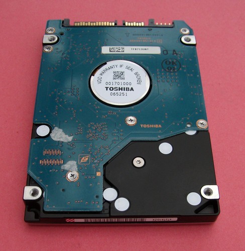 PLATINE VON TOSHIBA 60GB 2.5 SATA FESTPLATTE MK6037GSX, HDD2D63