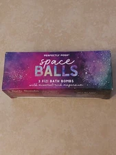 Perfectly Posh  - Space Balls - Set Of 4 Fizi Bath Bombs