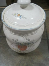 INTERNATIONAL CHINA ~ MARMALADE ~ 8" EXTRA LARGE CANISTER WITH LID ~ EUC