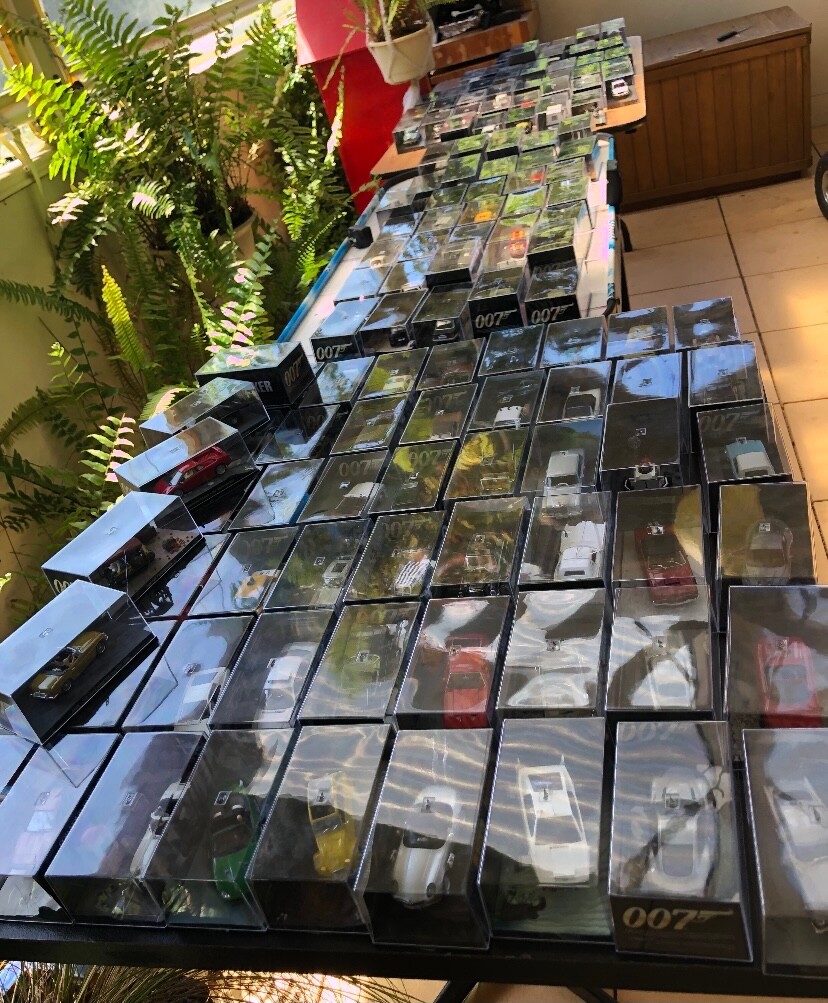 James Bond Die Cast Car Collection Full Set Cars 1134 Including All Magazines eBay