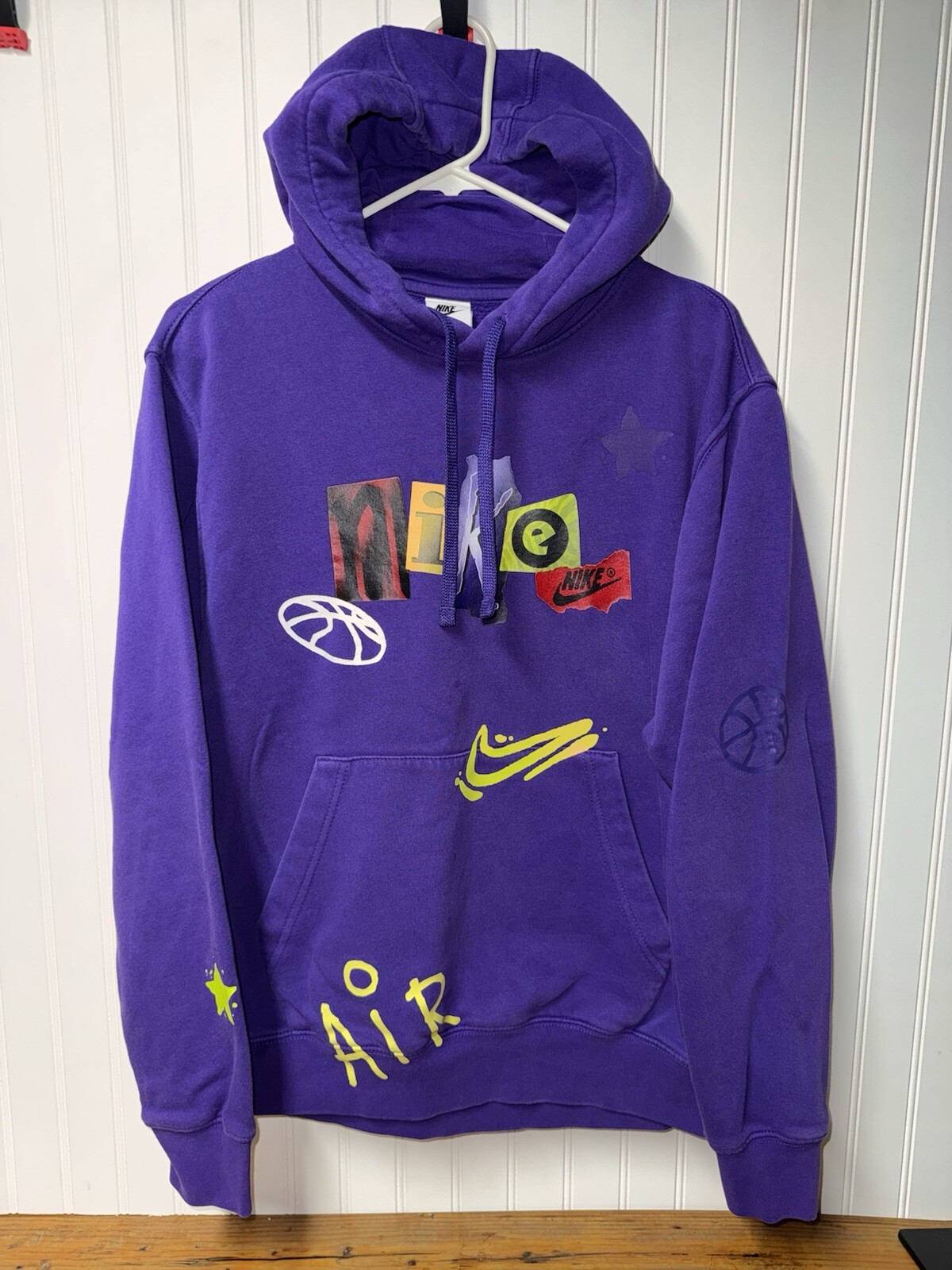 Men's Nike Hoodie Sportswear Club Fleece Graphic Legacy Purple Medium DZ3071-547