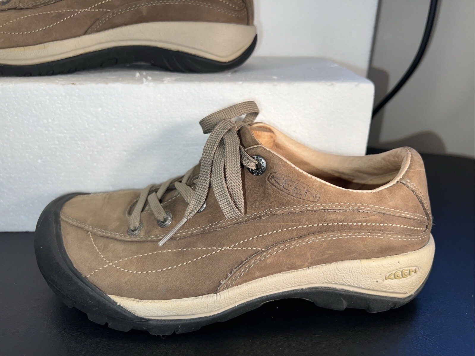 Scarpa stringata Keen donna Lt. marrone comoda passeggio escursionismo pelle taglia 7