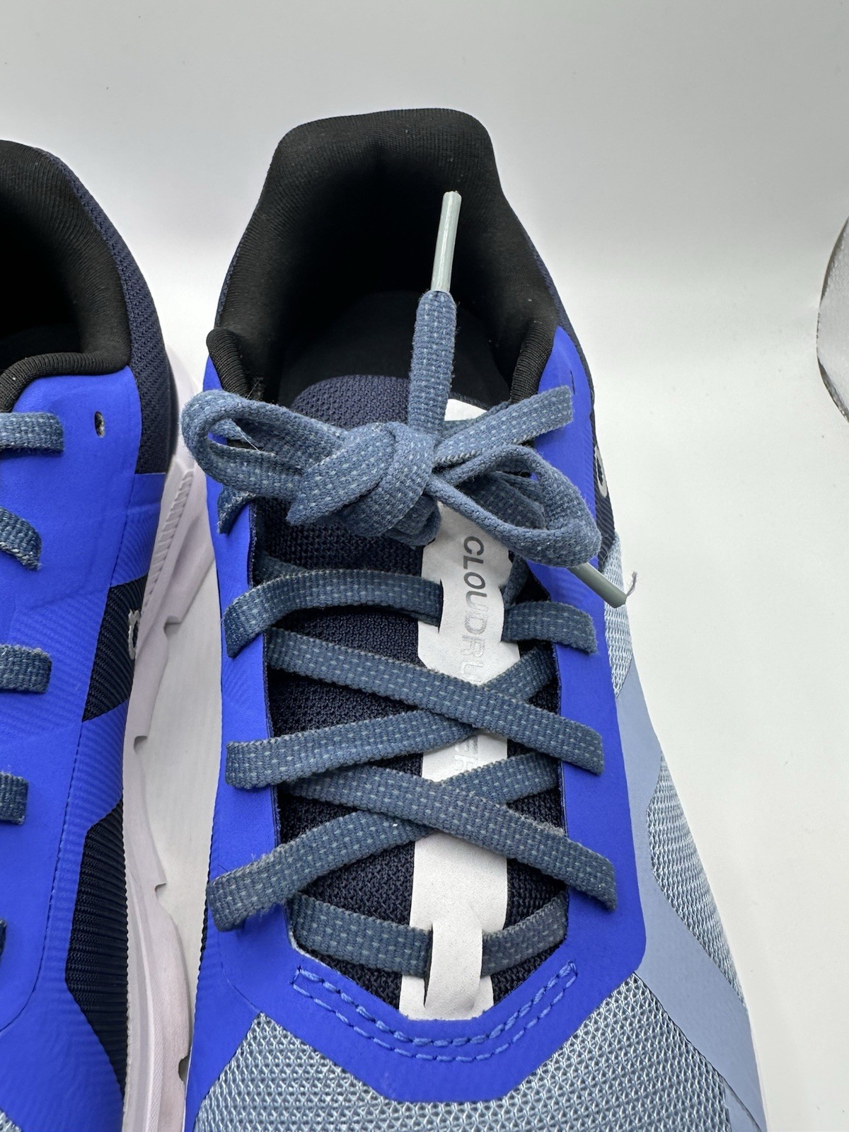 Size 9 - On Cloudrunner Chambray/Midnight - image 9