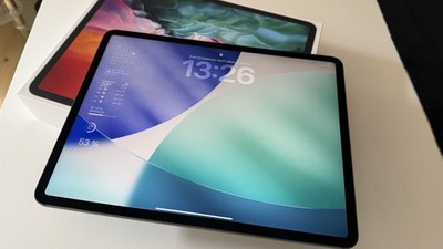 Apple iPad Pro 4. Gen 256GB, Wi-Fi + 4G (Ohne Simlock), 12,9 Zoll - Space Grau