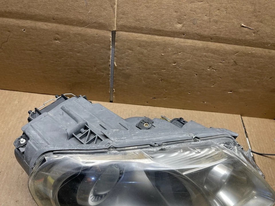 Faro de xenón HID pasajero derecho Volkswagen EOS RH 2007-2011 FABRICANTE DE EQUIPOS ORIGINALES #A340 Foto 4 de 4