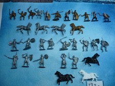 MEDIEVAL LOT  44  MEDIEVAL RARE FIGURES DEAL LOT 1/32-1/30