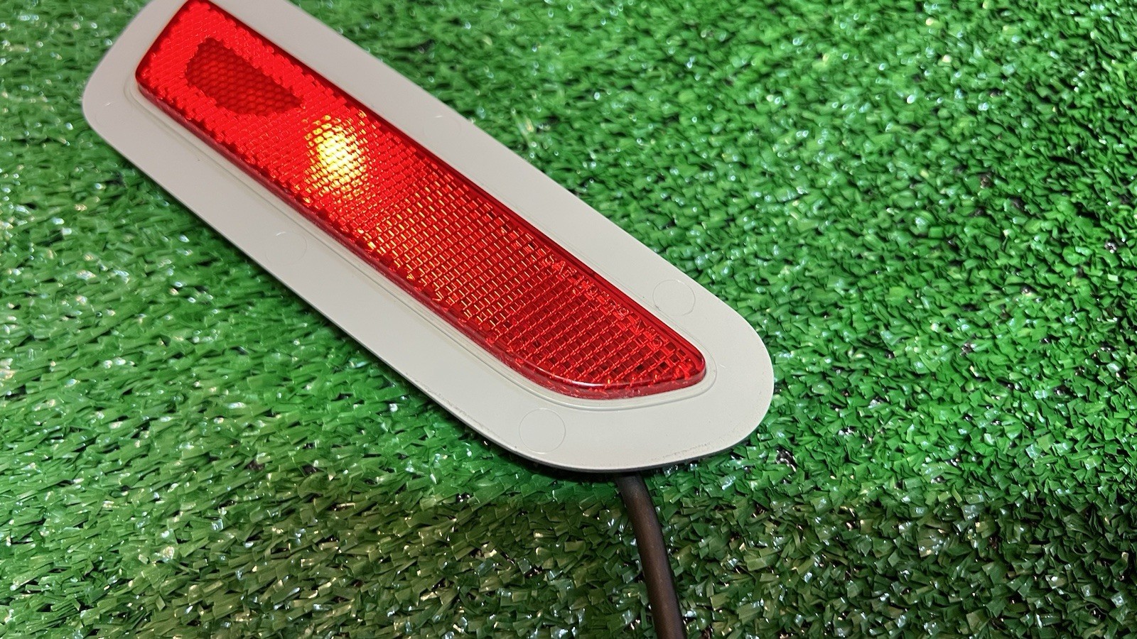 AUDI R8 REAR RIGHT BUMPER SIDE MARKER LIGHT – OEM 4S0 945 127