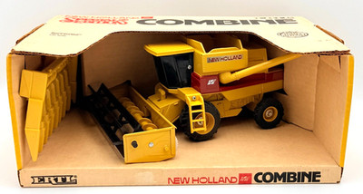 ERTL - Special Edition - New Holland Combine TR96 - 1:32 Scale