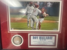 Roy Halladay Phillies Perfect Game Dirt from Mound Plaque May 29, 2010 -MLB cert