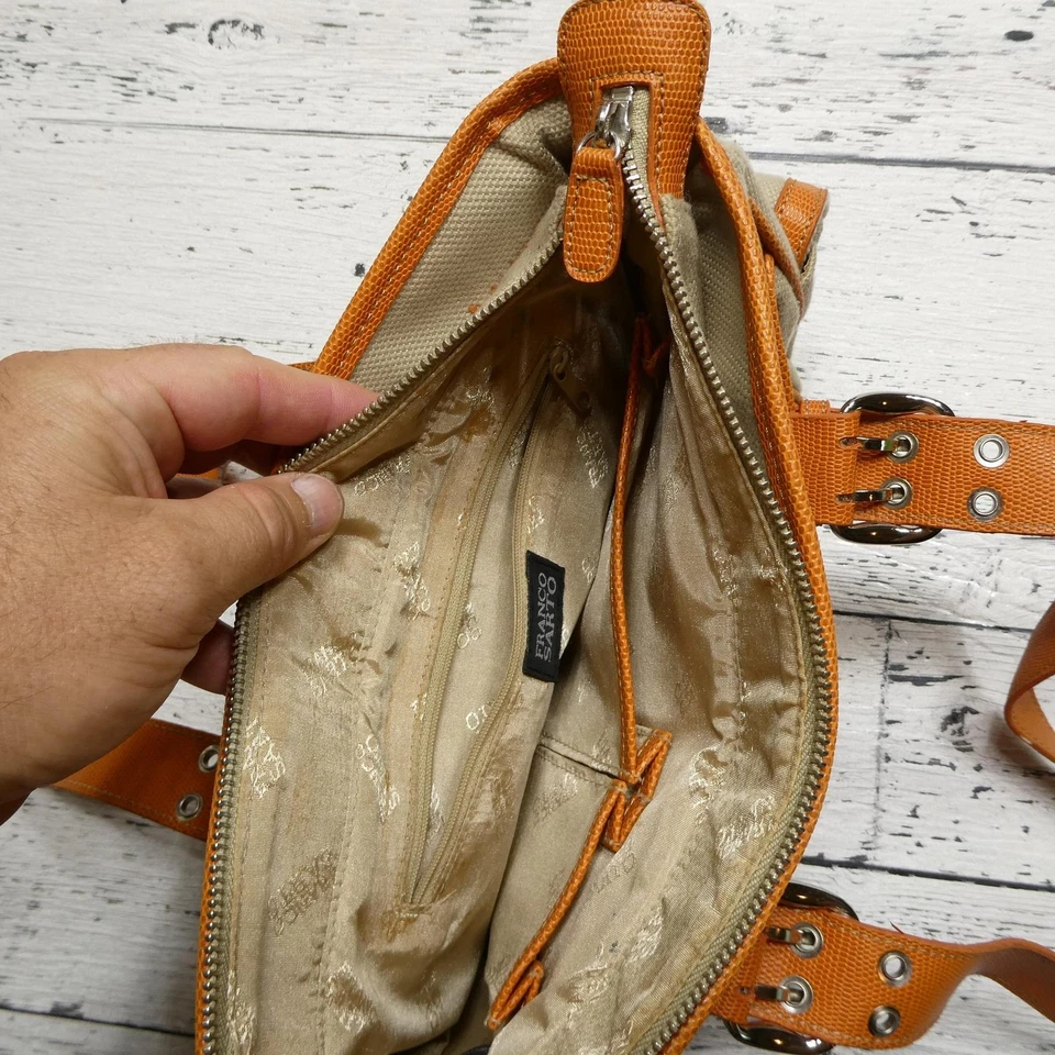 Bolso de mano Franco Sarto para mujer color naranja tostado lona imitación cuero bloqueo giratorio Foto 3 de 4