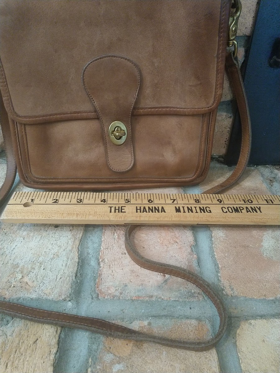 COACH Vintage British Tan Leather Satchel Crossbody COACH Vintage British Tan Leather Satchel Crossbody