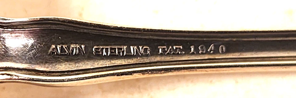 ALVIN CHATEAU ROSA PLATA ESTERLINA TENEDOR DE CARNE FRÍA Foto 4 de 4