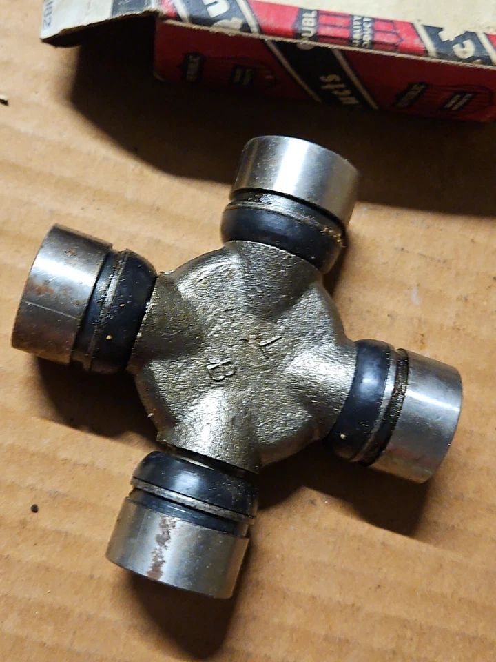 JUNTA UNIVERSAL NORS REPUBLIC CB2852 Foto 3 de 4