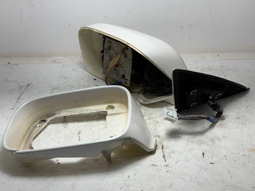 02 03 04 05 06 LEXUS ES330  MIRROR BRACKET ACTUATOR HOUSING WHITE LEFT ES300