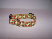 Wet Nose Designs Feelin Froggy Dog Collar on Red & Green Blocks Frogs Frog