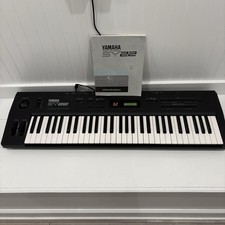Yamaha SY22 Vector Synthesizer Keyboard Tested Working w/ Unitec Hard Case