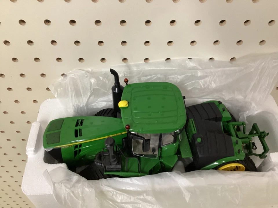 1:32 Wiking 9620RX John Deere w/ tracks - Image 2 of 4