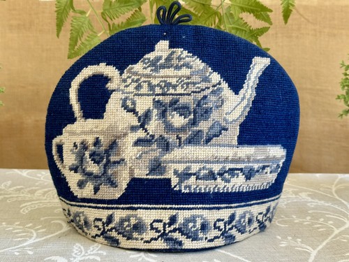 Vintage Needlepoint Tea Cosy Blue & White Depicting China Teapot Teacup & Dish 