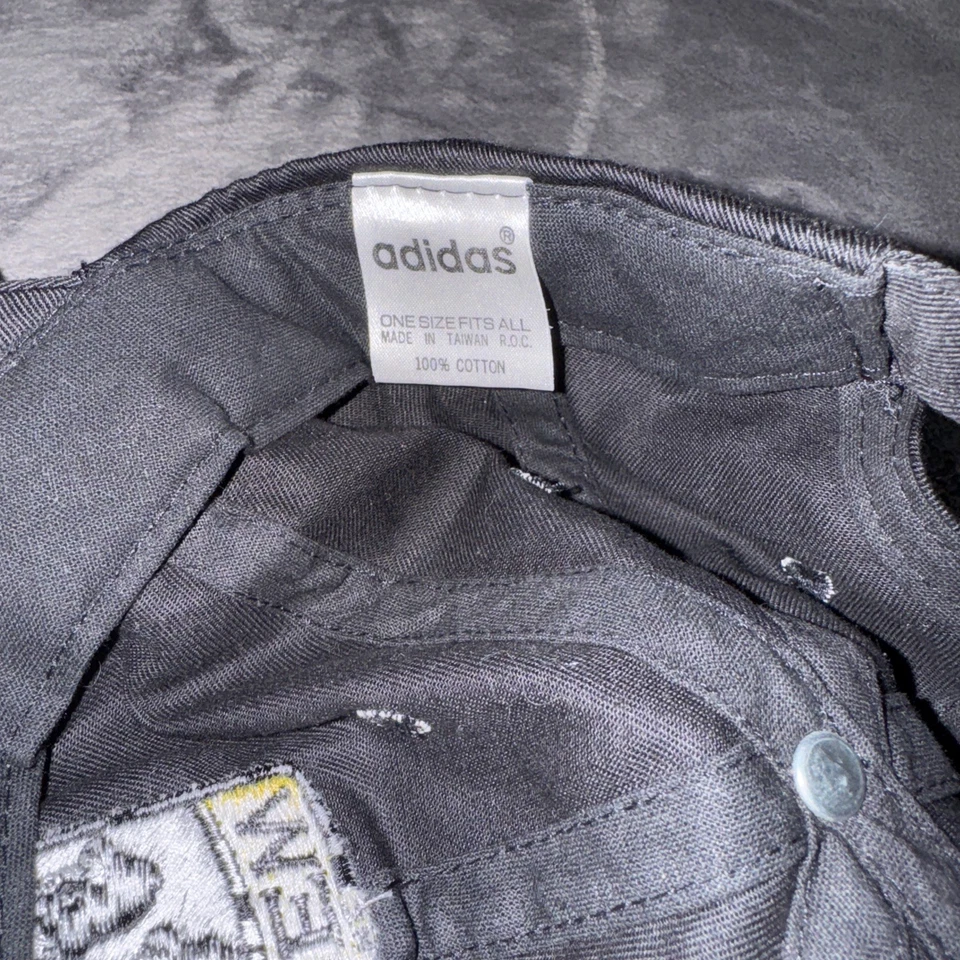 Gorra Adidas Columbus Crew MLS 90 de colección Foto 4 de 4