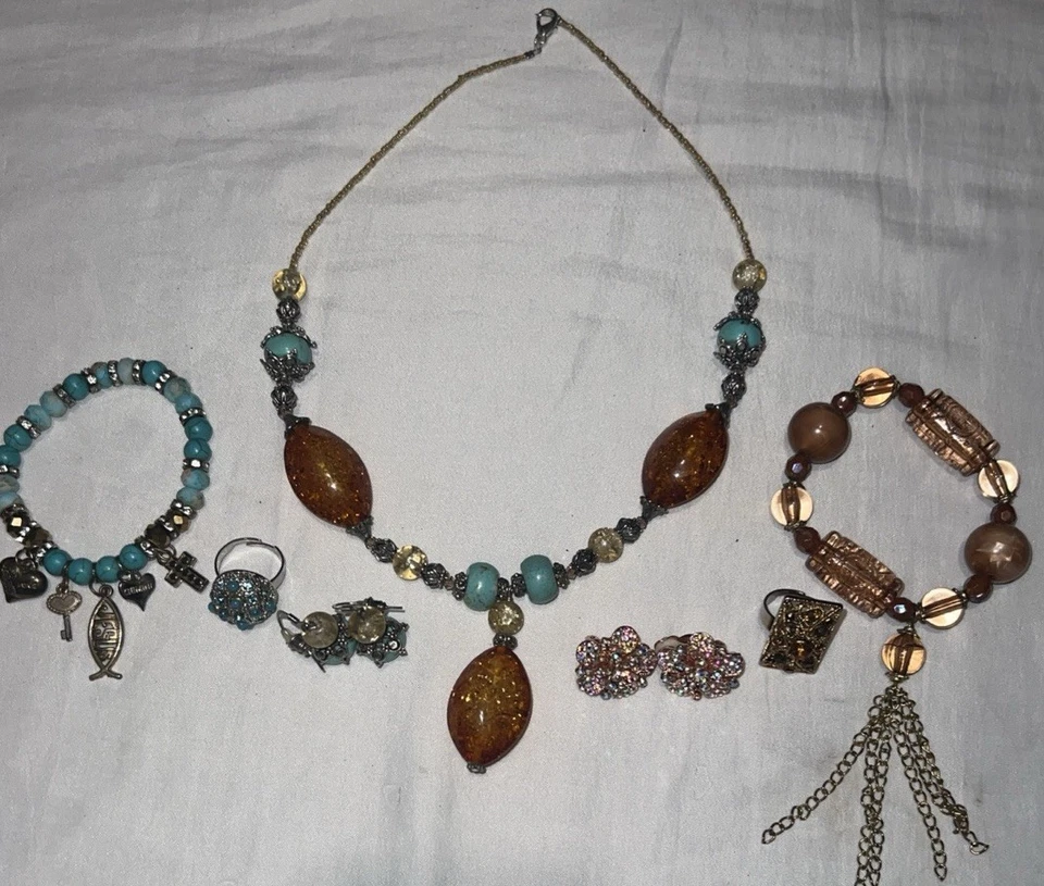 Juego de 7 piezas vintage, lote de joyería artesanal venta. Perfecto para Navidad y vacaciones. Foto 2 de 4