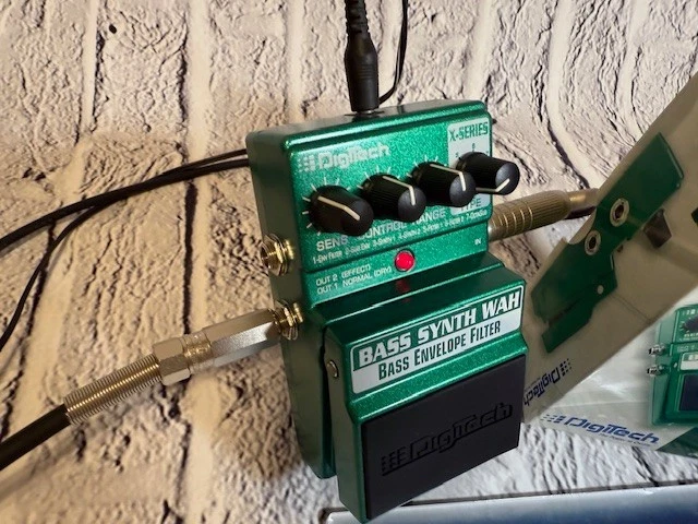 Digitech X-Series Bass Synth Wah Envelope Filter Bass Effect Pedal fast ship - Image 3 of 4