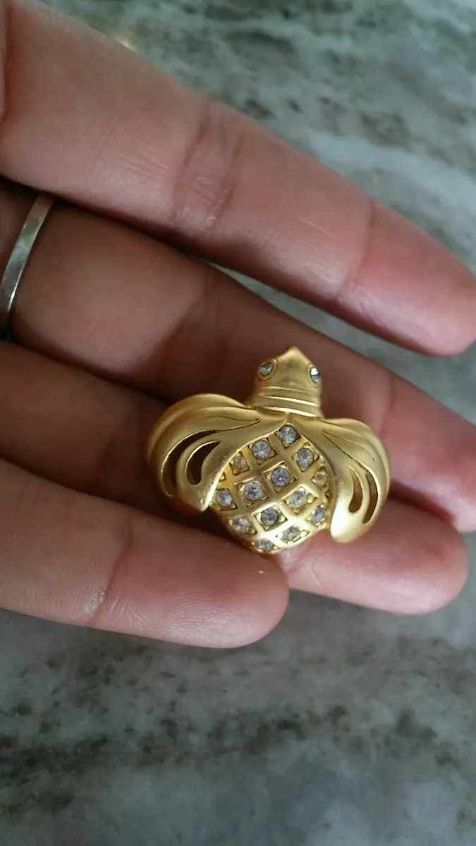 Swarovski crystal bee brooch outlet
