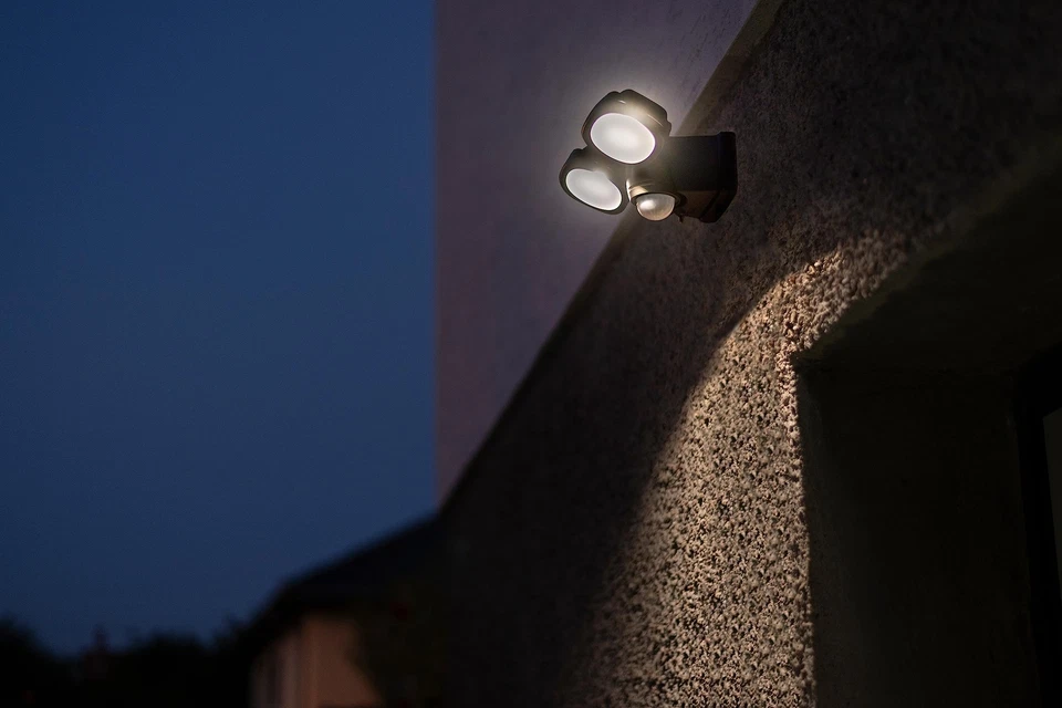 Batterie LED Strahler LUFOS / Kabelloser LED Außen-Strahler mit Batterie und ... - Bild 4 von 4