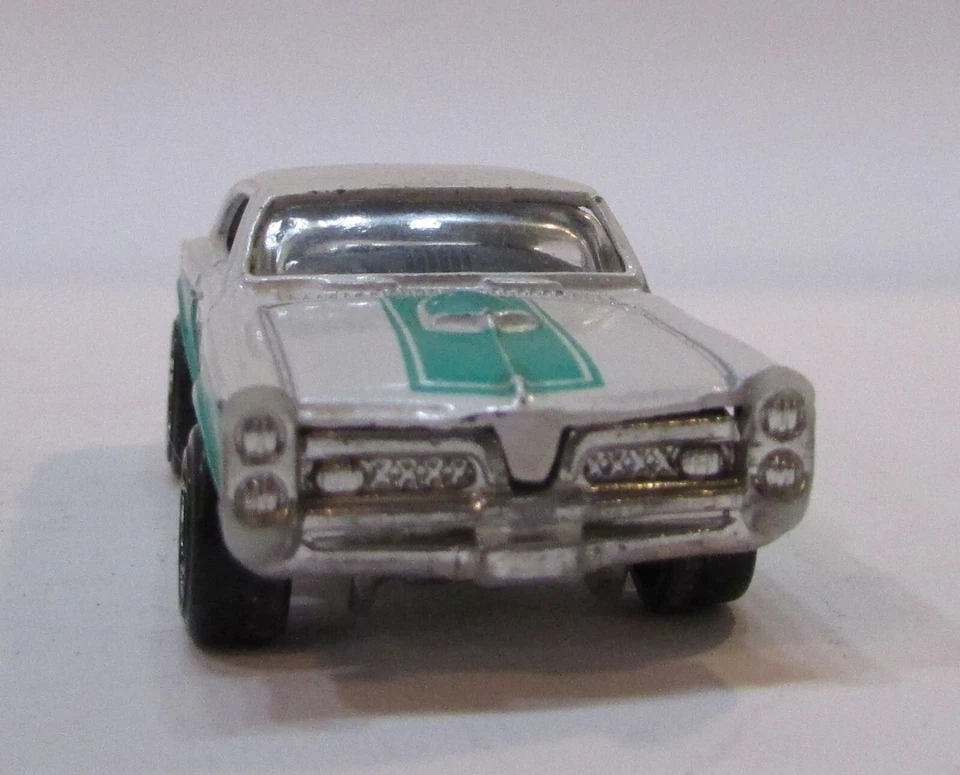 Pontiac GTO 1967 1996 Hot Wheels más rápido que nunca 1967 coche de juguete fundido a presión 1:64 Foto 4 de 4