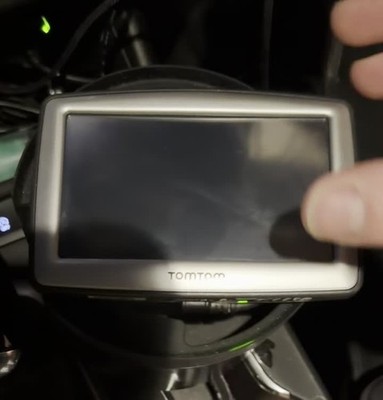 TomTom XL N14644 GPS Navigation System Bundle -see description | eBay