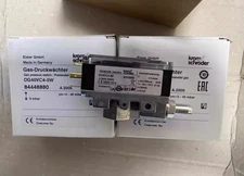 1Pcs New FOR Gas pressure switch DG40VC4-5W 84448880