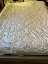 Pottery Barn Kids White Ruffled Silver Metallic Embroidered Duvet Cover Twin