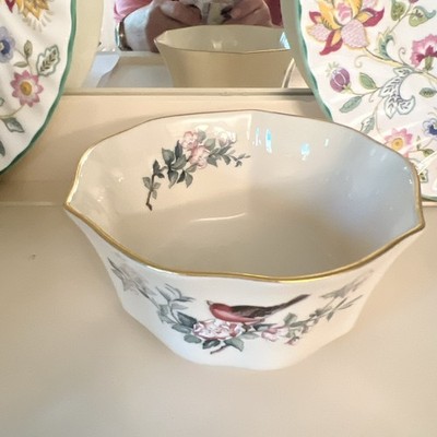 Lenox Serenade FLUTED ROUND CANDY NUT BOWL DISH 5'', Bird Flowers, 2nd Quality