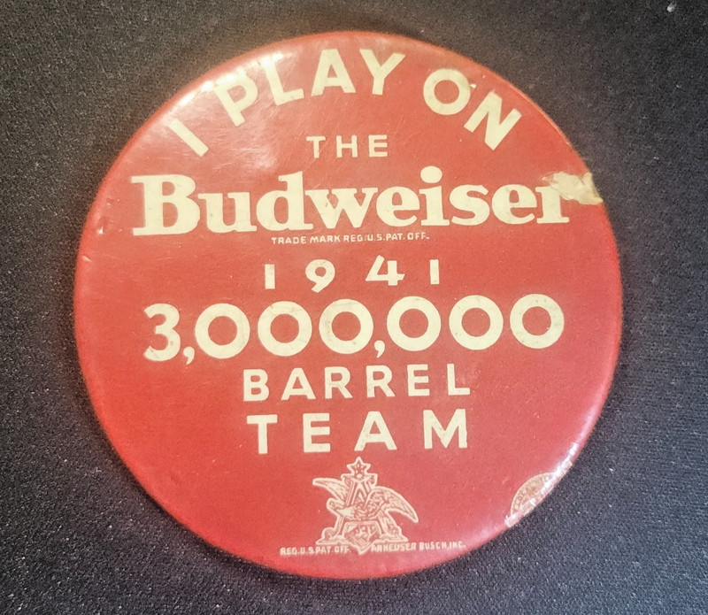 VINTAGE ORIGINAL 1941 BUDWEISER 3 Million "Barrel Team" Employee Pinback Button