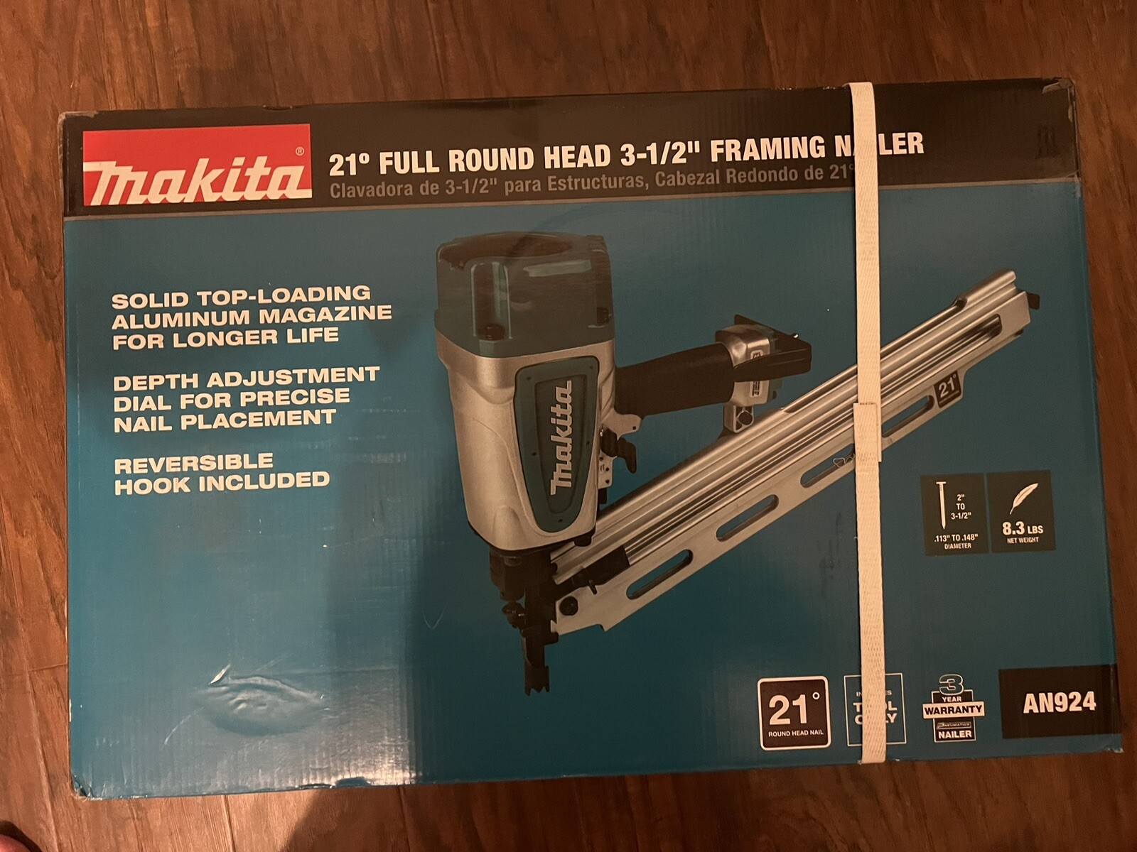 NEW IN BOX MAKITA 21° AN924 31/2" Pneumatic AIR Framing Nail Gun