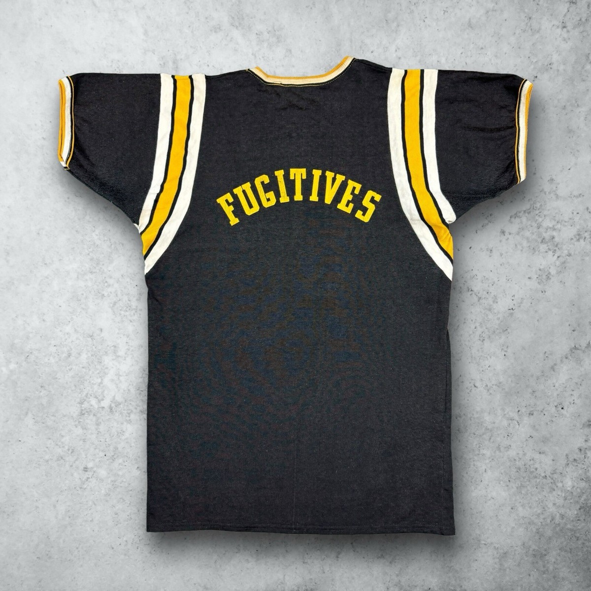 Maillot de basket-ball jaune Russell Southern Co. vintage des