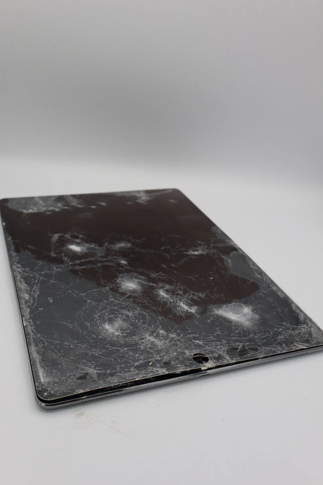 Apple iPad Pro 12,9" 2. Gen A1671 32GB WiFi Cellular  AKTIVIERUNGSSPERRE #4722 - Bild 3 von 4