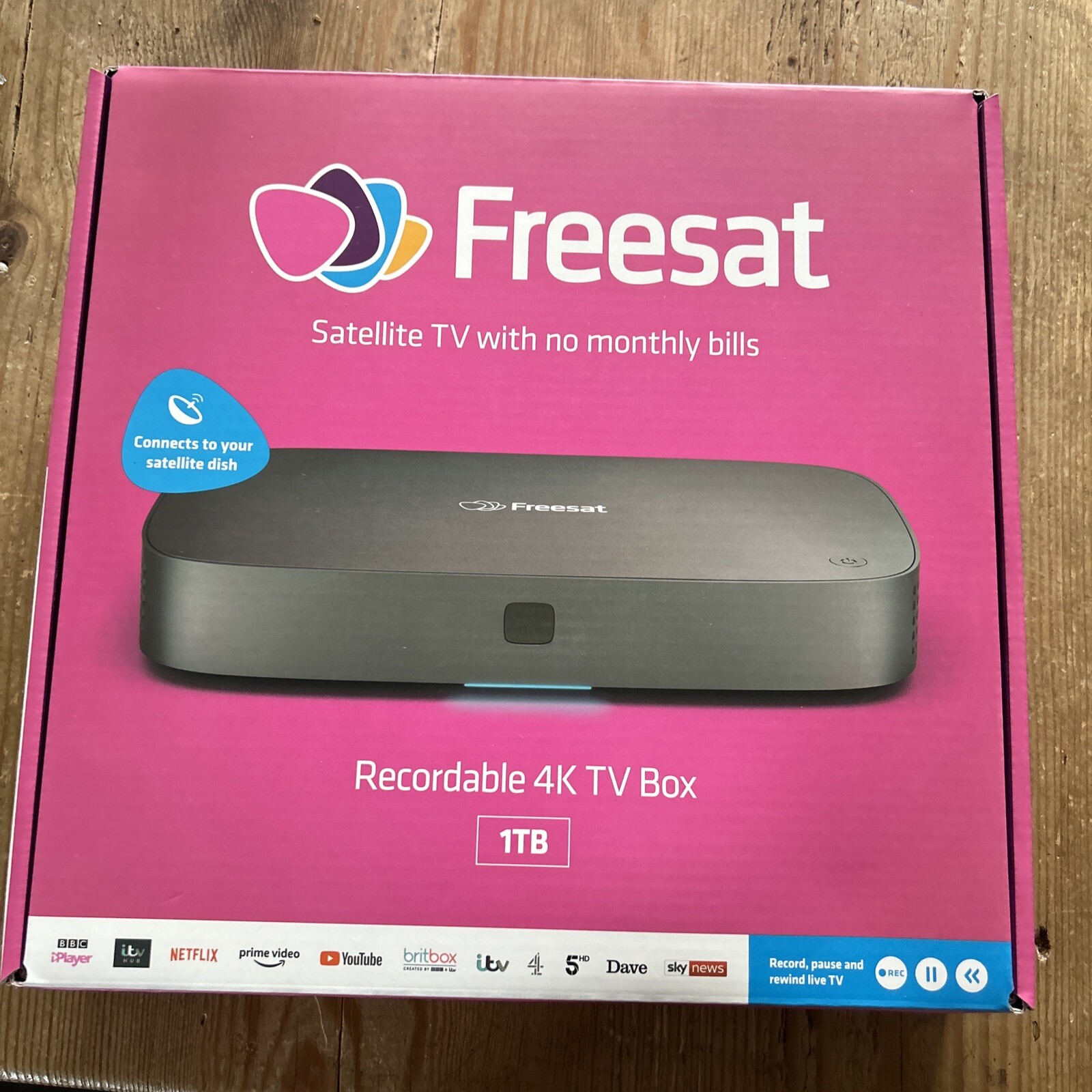 FREESAT BOX UHD SMART 4K PVR 1TB SET TOP BOX BRAND NEW FREE TO AIR TV