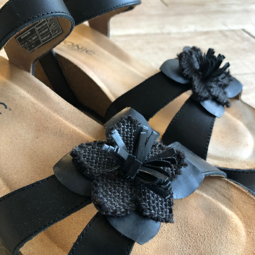 Vionic Orthoheel Technology Strapped Sandals Gibr… - image 5